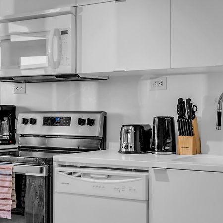 City Downtown Suites トロント エクステリア 写真